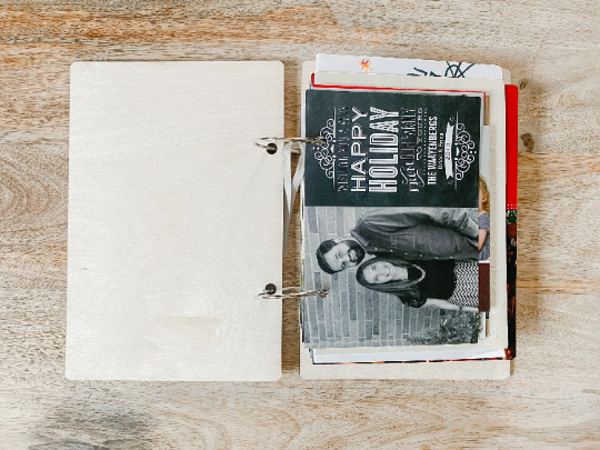 Custom Name Sunburst Card Keeper